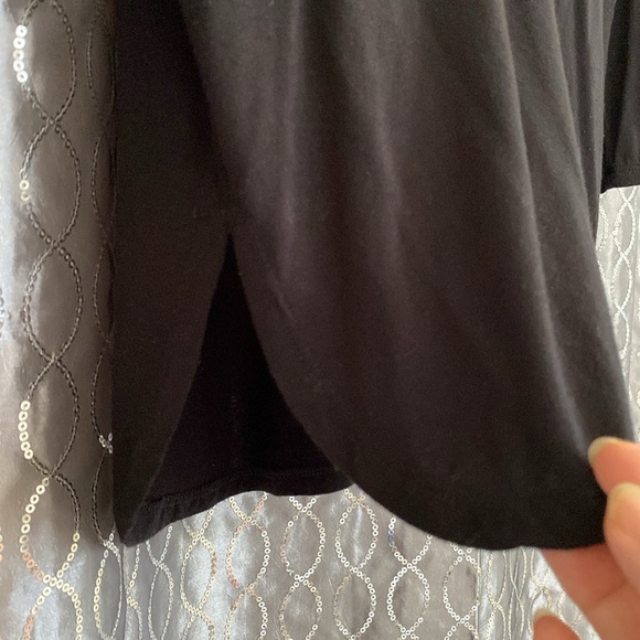 Bordeaux Anthropologie Soft & Stretchy V Neck 3/4 Sleeve Black Top Size XS/TP - Picture 4 of 6